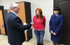 В Крестцах прокуратура помогла сироте получить жилье